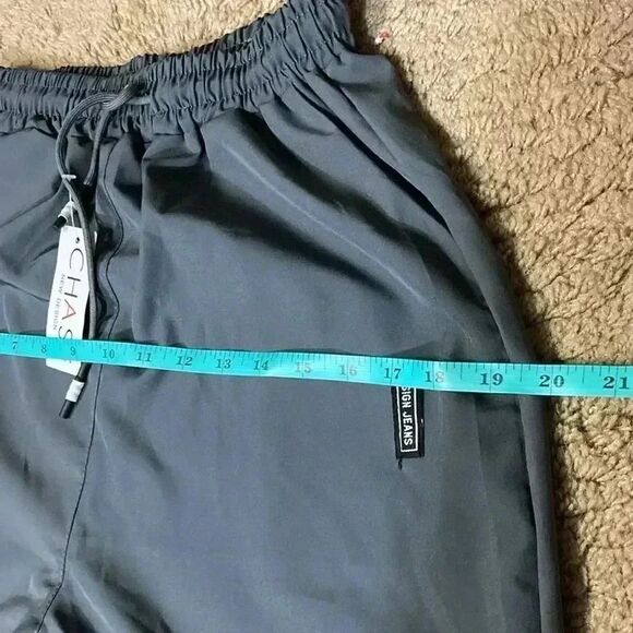 Chase new design scrubs size medium - Picture 9 of 10